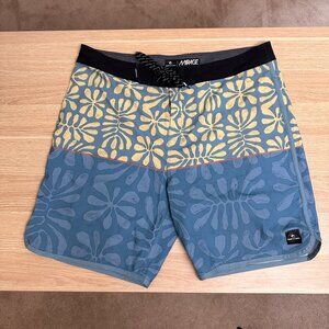 Rip Curl Men's Mirage Boardshorts Size 34